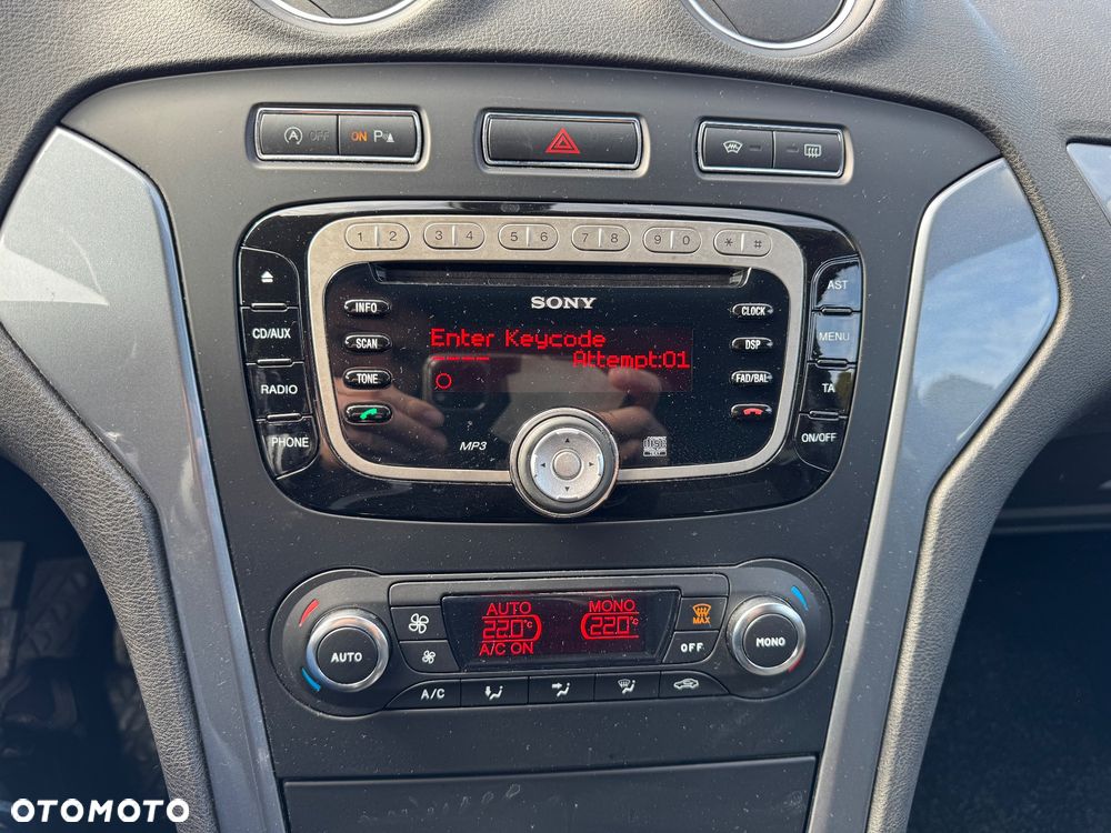 Ford Mondeo 1.6 Eco Boost Start-Stopp Champions Edition - 22