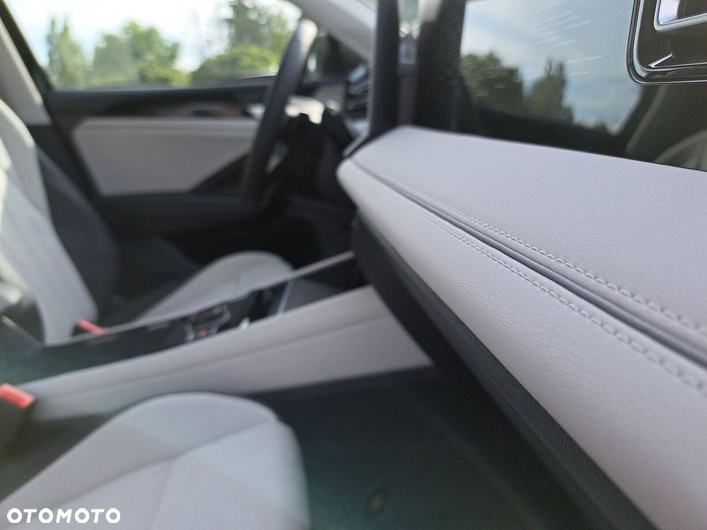 Volkswagen Tiguan - 30