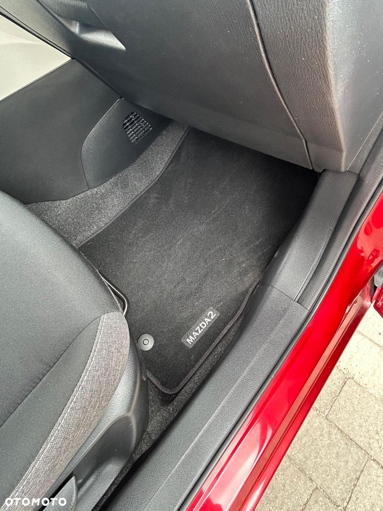 Mazda 2 SKYACTIV-G 90 Homura - 25