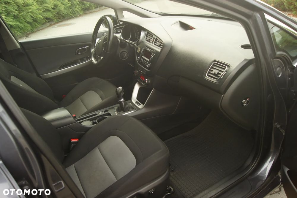 Kia Ceed - 5