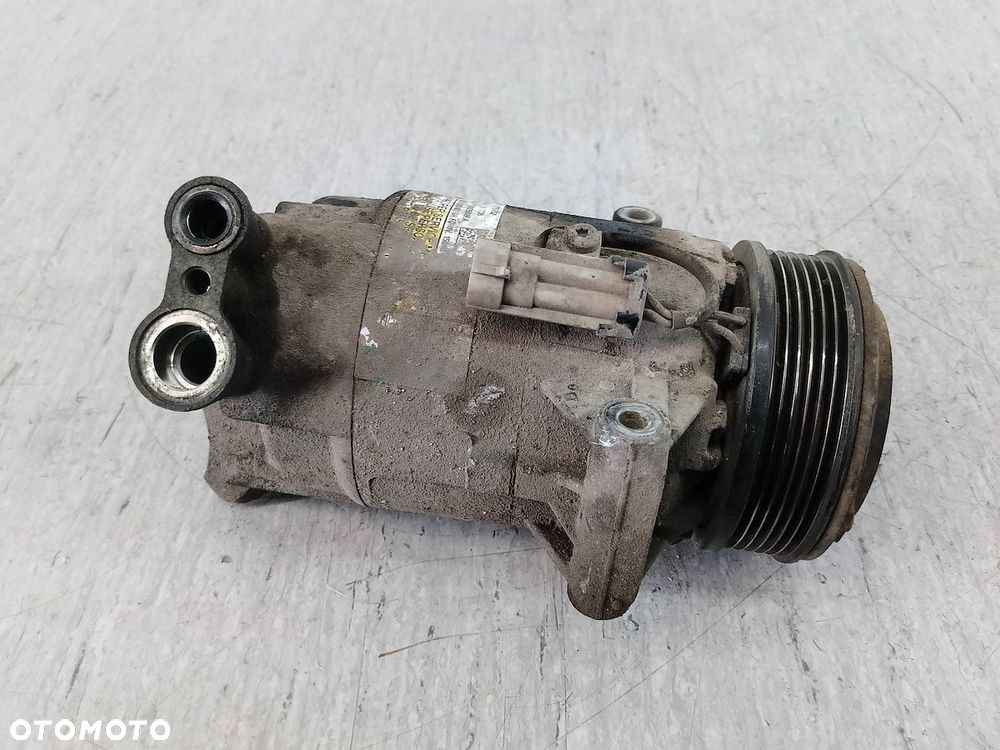 POMPA, SPRĘŻARKA KLIMATYZACJI OPEL ASTRA H 13124752 1.9 CDTI - 1