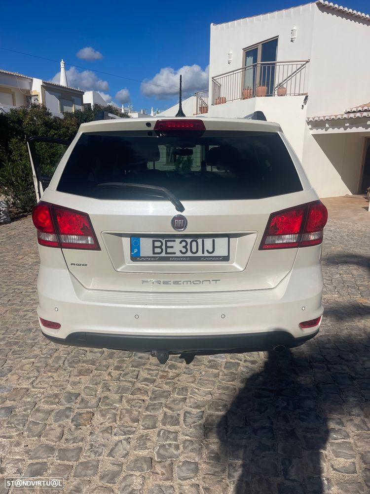 Fiat Freemont 2.0 M-Jet 4WD AT - 7