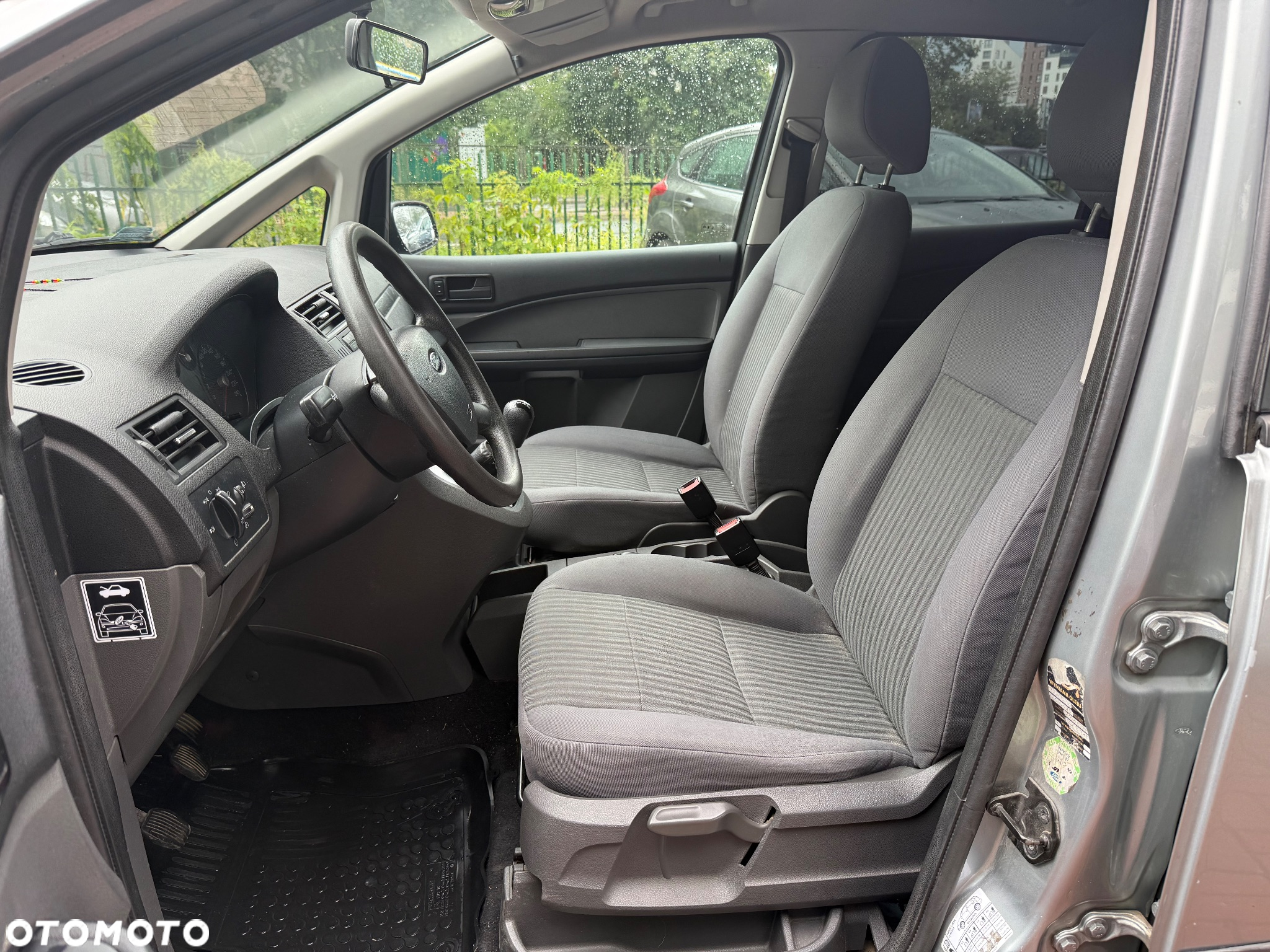 Ford Focus C-Max 1.8 Ambiente - 8