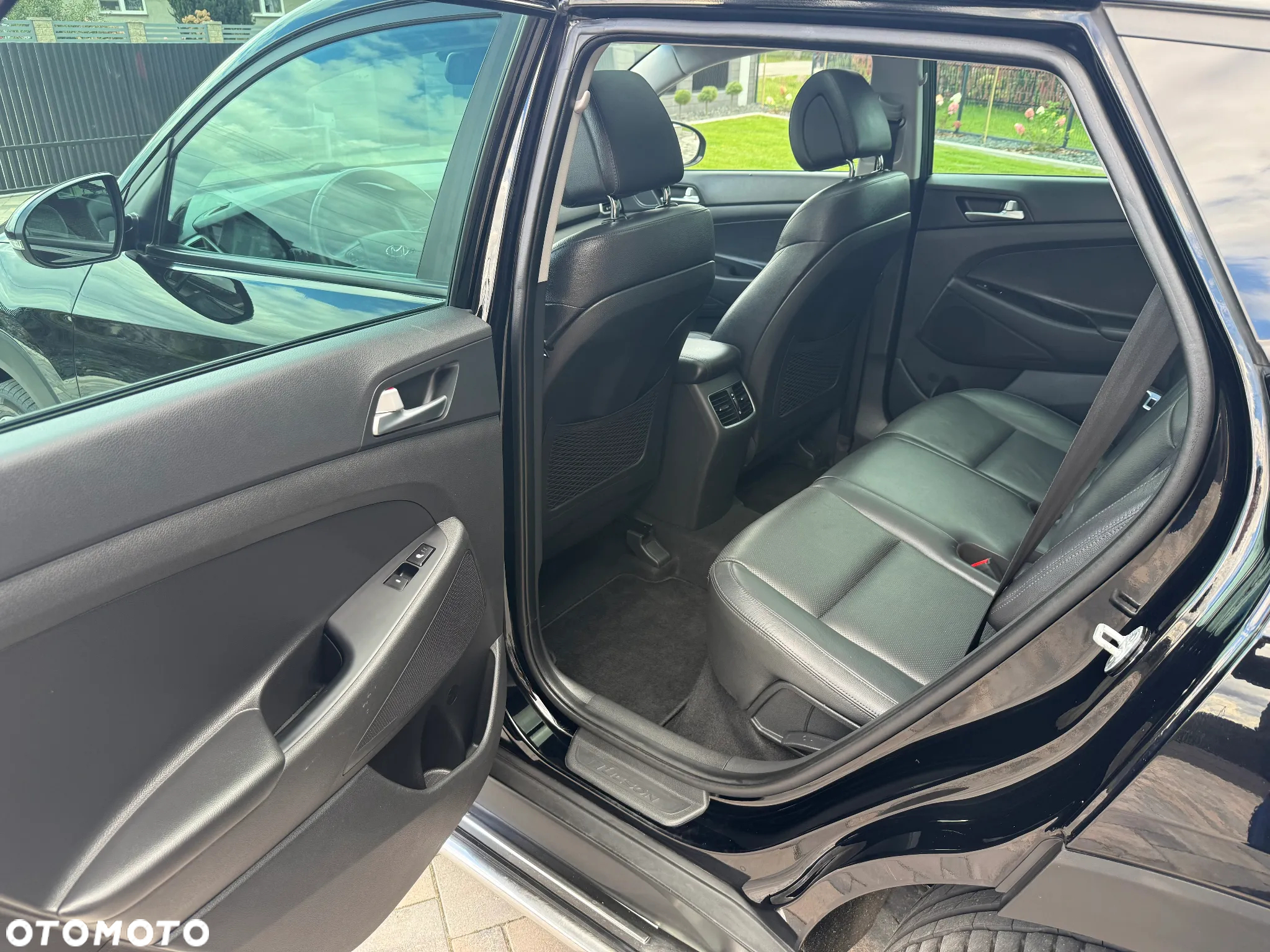 Hyundai Tucson 2.0 CRDi 4WD Automatik Style - 26