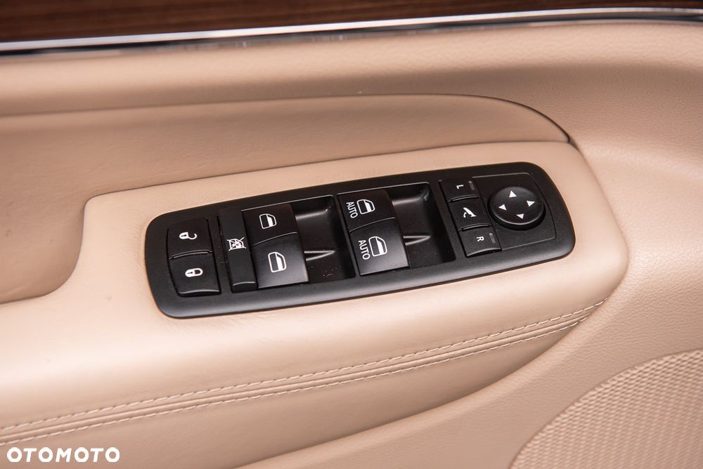 Jeep Grand Cherokee 3.0 CRD Overland Summit - 21