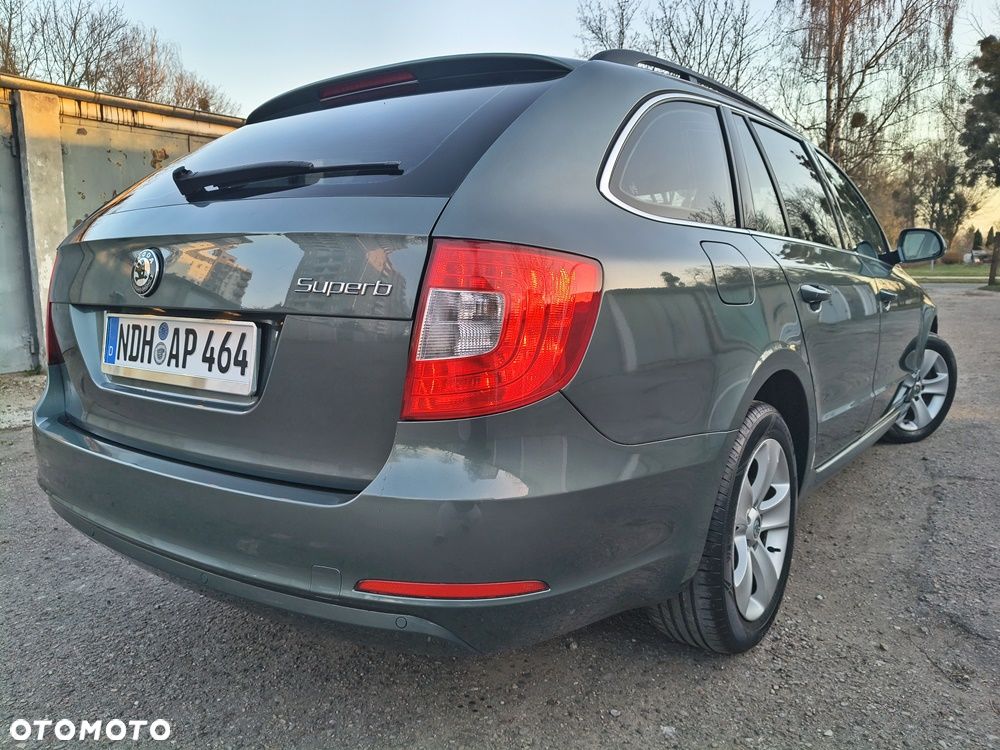 Skoda Superb 2.0 TDI PD Comfort - 5