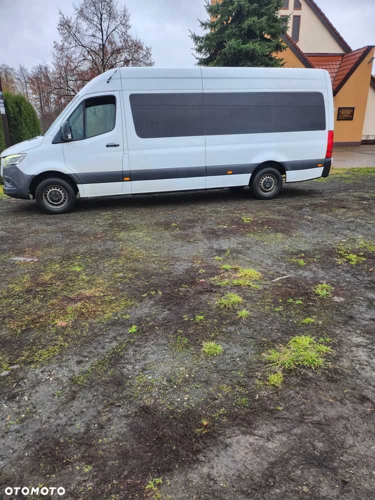 Mercedes-Benz Sprinter - 5