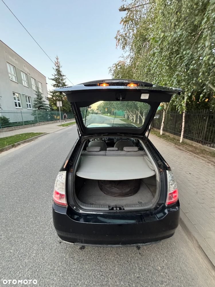 Toyota Prius 1.5 VVT-i Prestige - 30