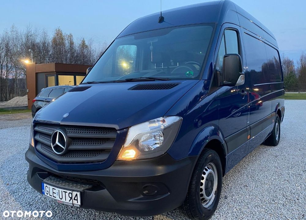 Mercedes-Benz Sprinter - 1