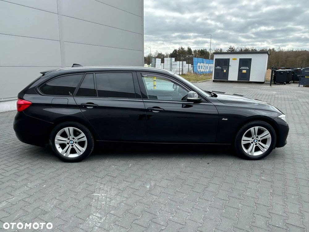 BMW Seria 3 320d Sport Line - 27