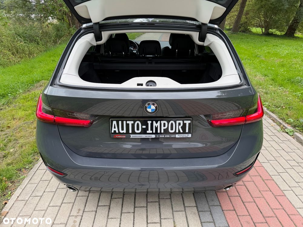 BMW Seria 3 320d Edition Luxury Line Purity - 8