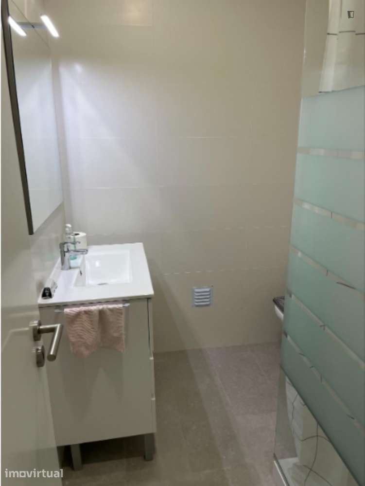 Quarto - localizado em Arroios Lisbon - Grande imagem: 5/10