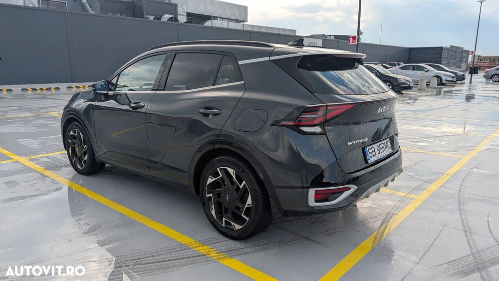 Kia Sportage 1.6 T-GDI MHEV 7DCT HP 4x2 GT Line - 3