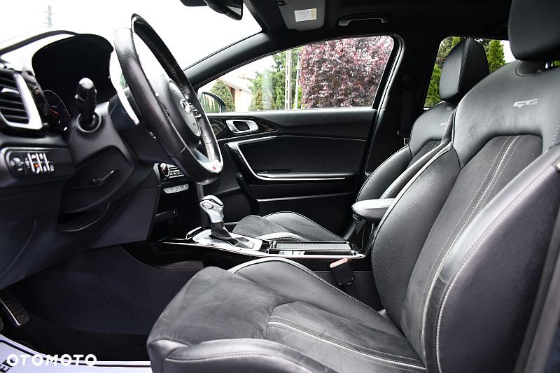 Kia ProCeed 1.4 T-GDI DCT7 OPF GT LINE - 10