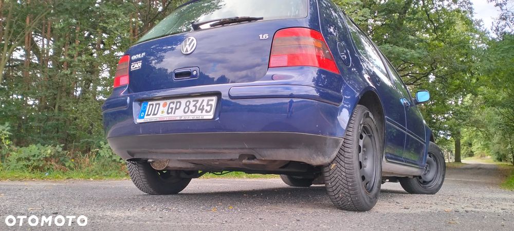 Volkswagen Golf 1.6 - 18
