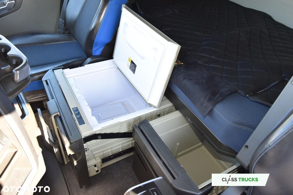 Volvo FH 460 Globetrotter XL i-Save I-ParkCool - 11