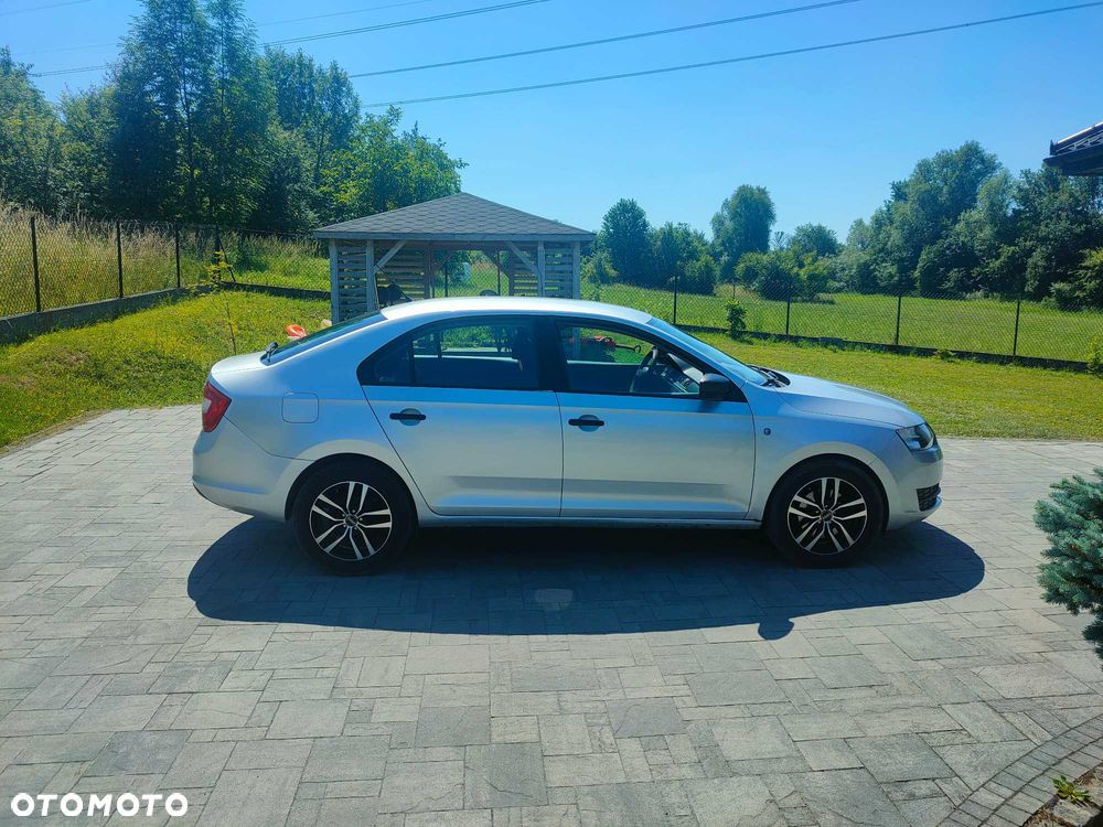 Skoda RAPID - 6