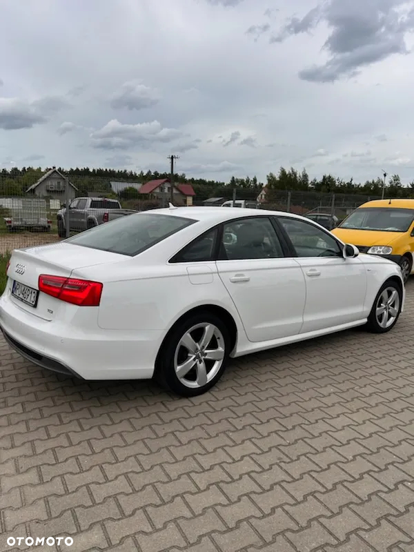 Audi A6 - 4