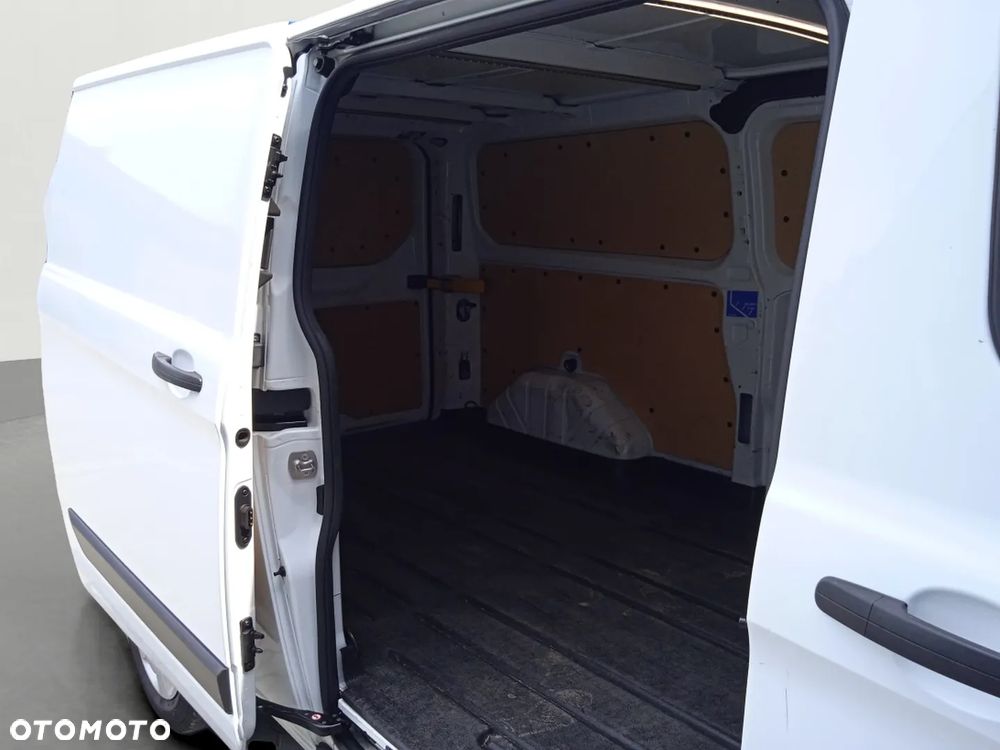 Ford Transit Custom - 31
