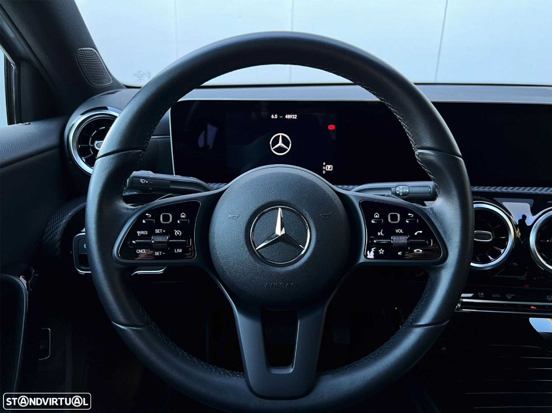 Mercedes-Benz A 180 Limousine d Business Solutions Aut. - 26