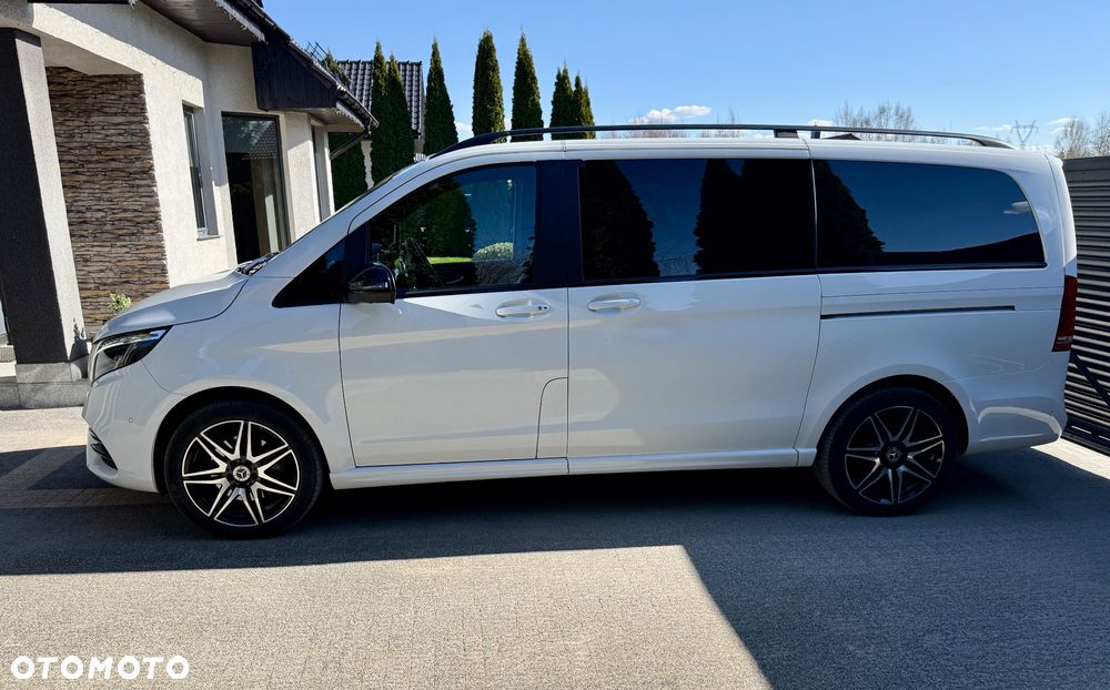 Mercedes-Benz Klasa V - 8