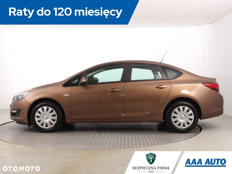 Opel Astra - 4