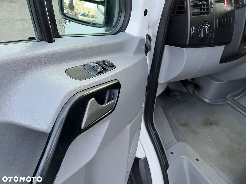 Volkswagen Crafter - 15