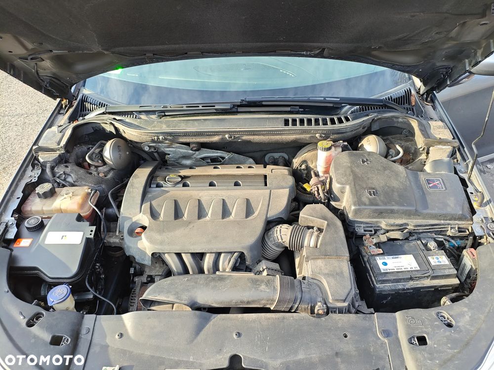 Citroën C5 2.0 16V Confort - 19