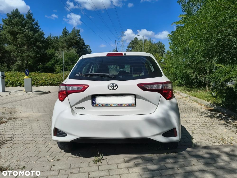 Toyota Yaris - 5