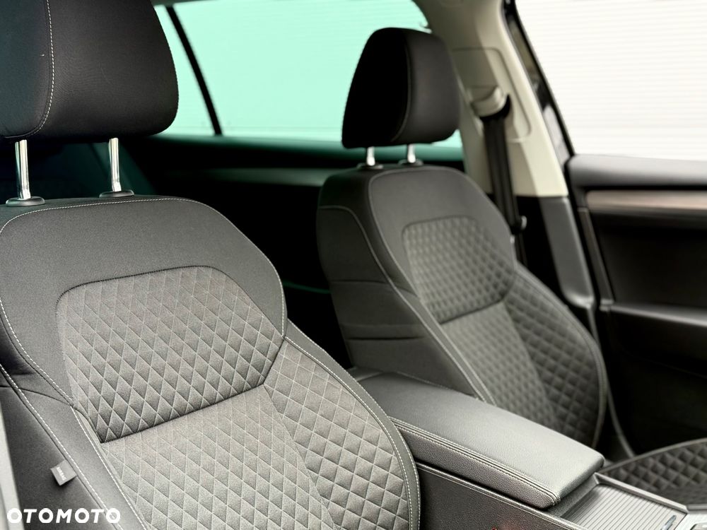 Skoda Superb 1.6 TDI DSG Ambition - 30