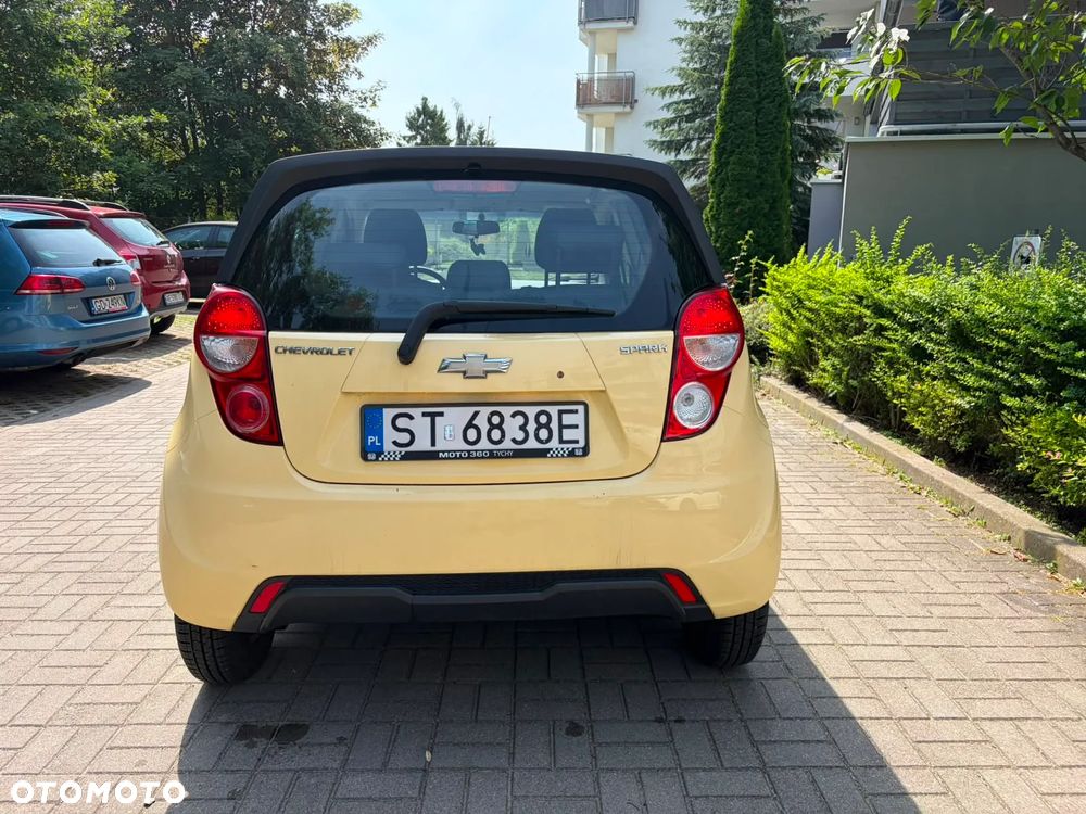 Chevrolet Spark 1.0 Base - 2