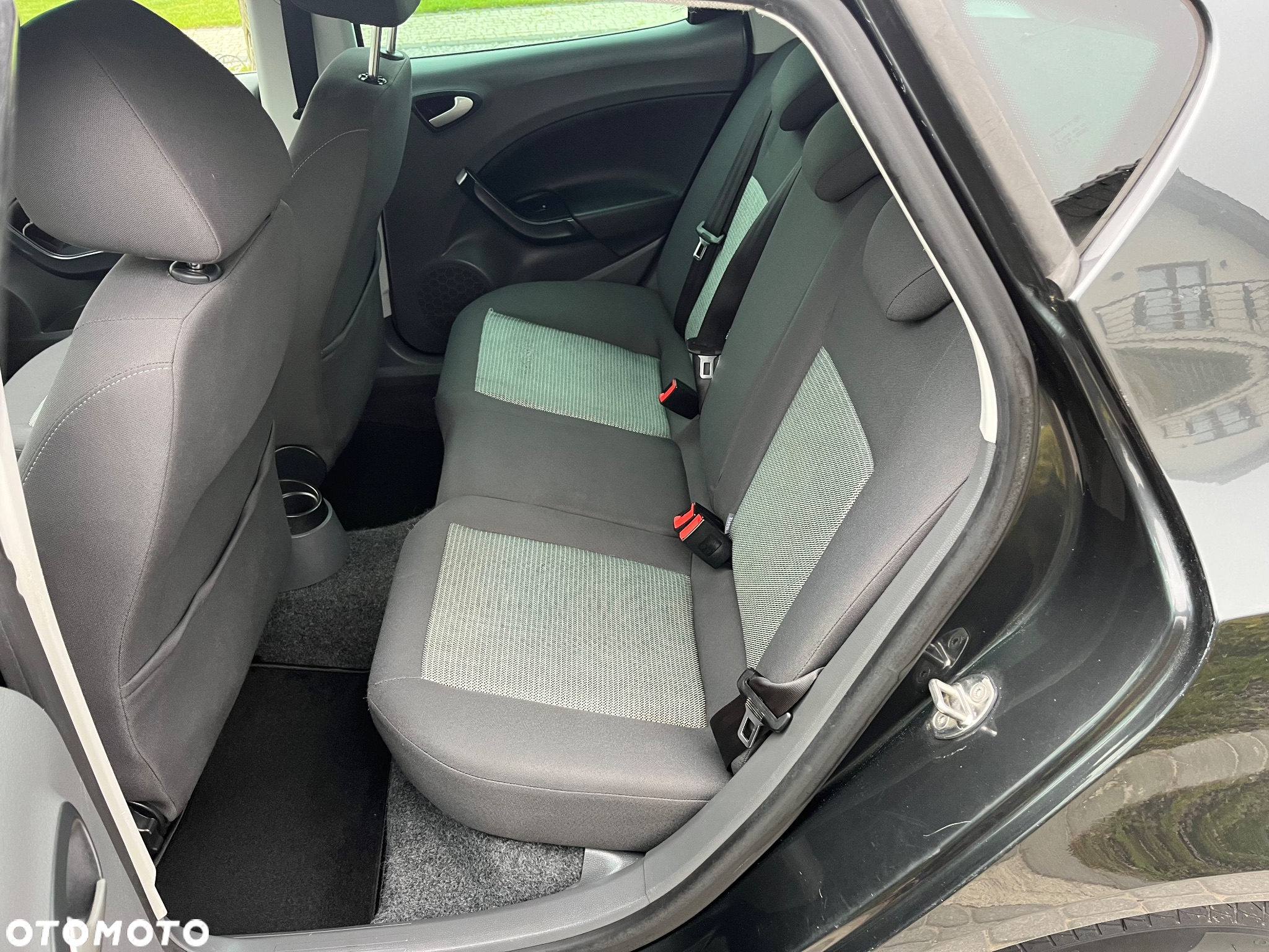 Seat Ibiza 1.4 16V Easy Life - 13