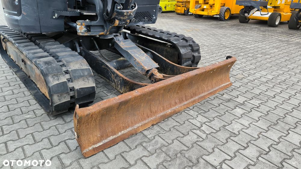Yanmar ViO 80 - 1 A - 25