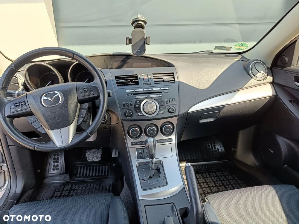 Mazda 3 2.0 Sport - 8