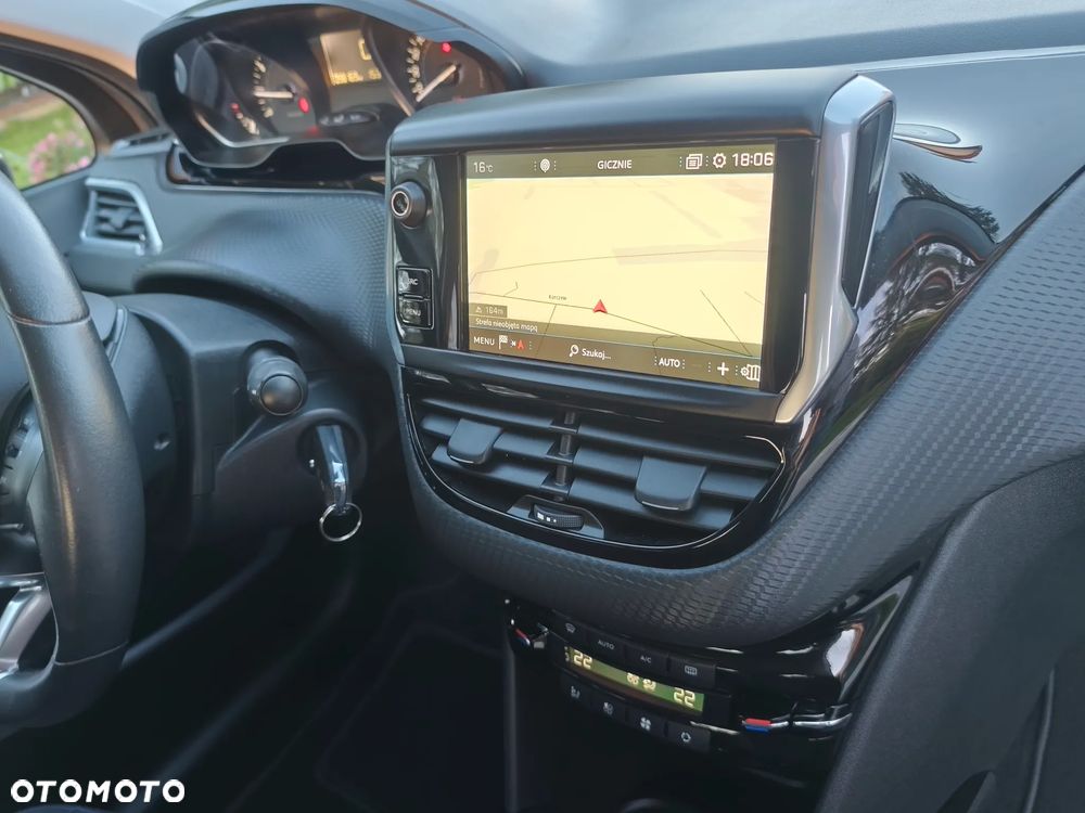 Peugeot 2008 - 25