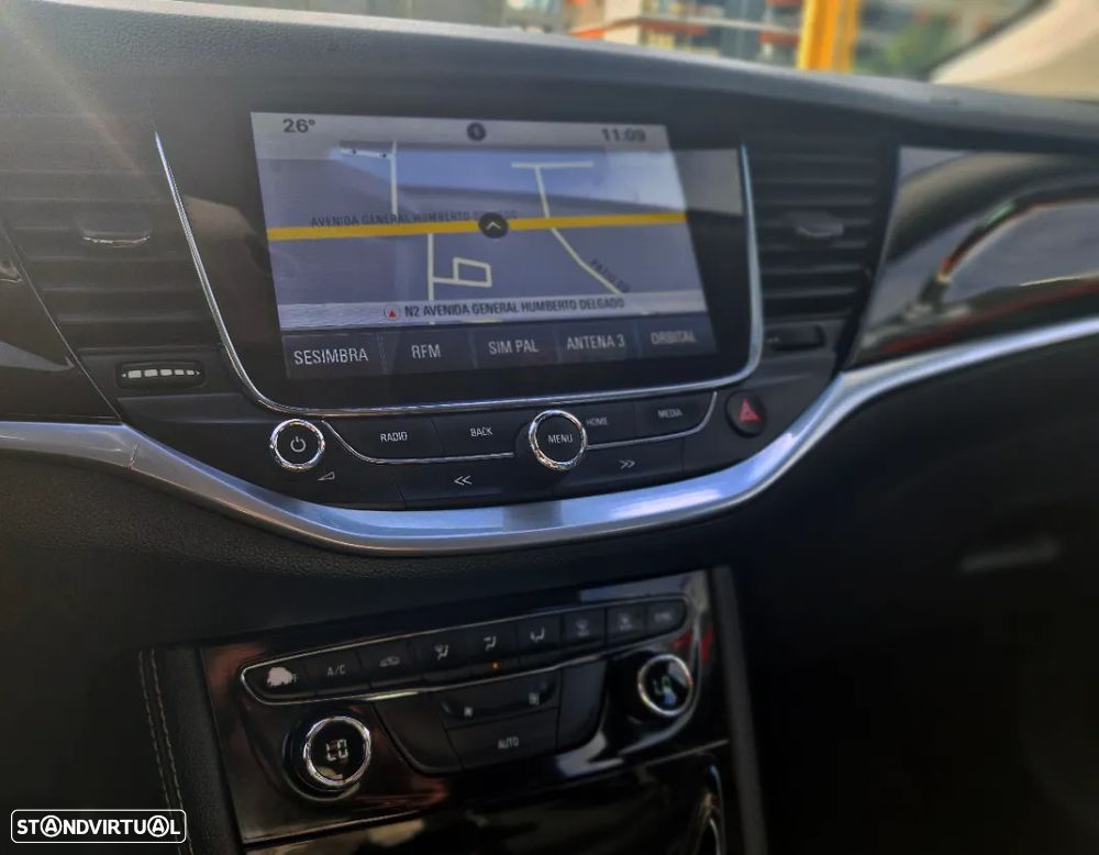 Opel Astra Sports Tourer - 9