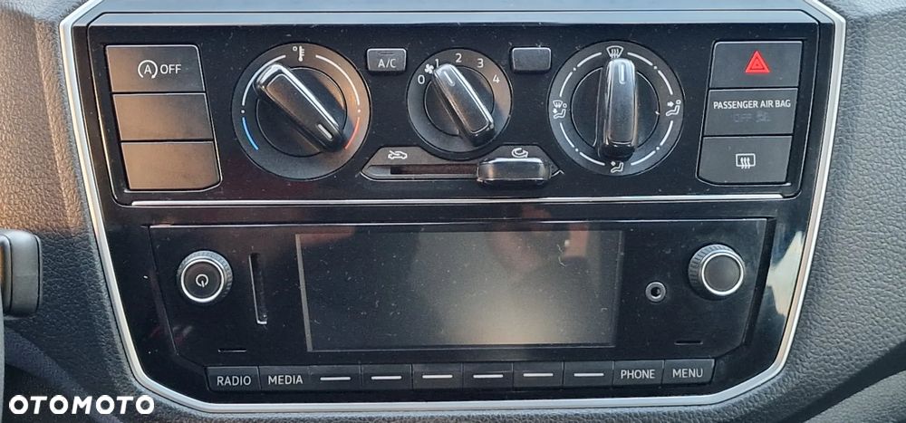 Volkswagen up! (BlueMotion Technology) move - 20