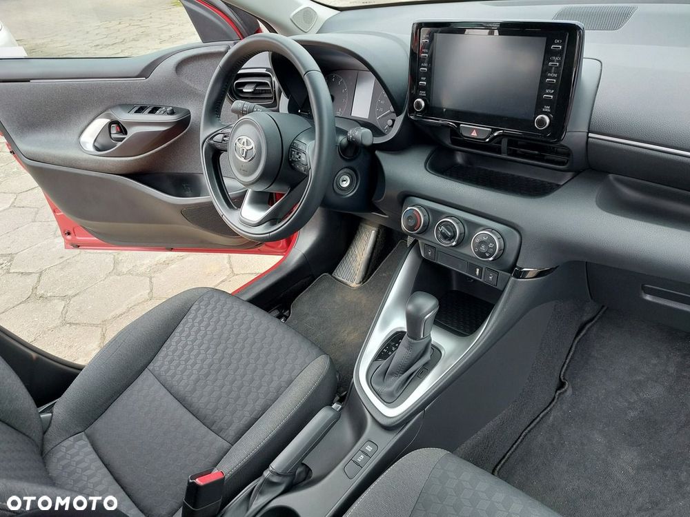 Toyota Yaris - 16