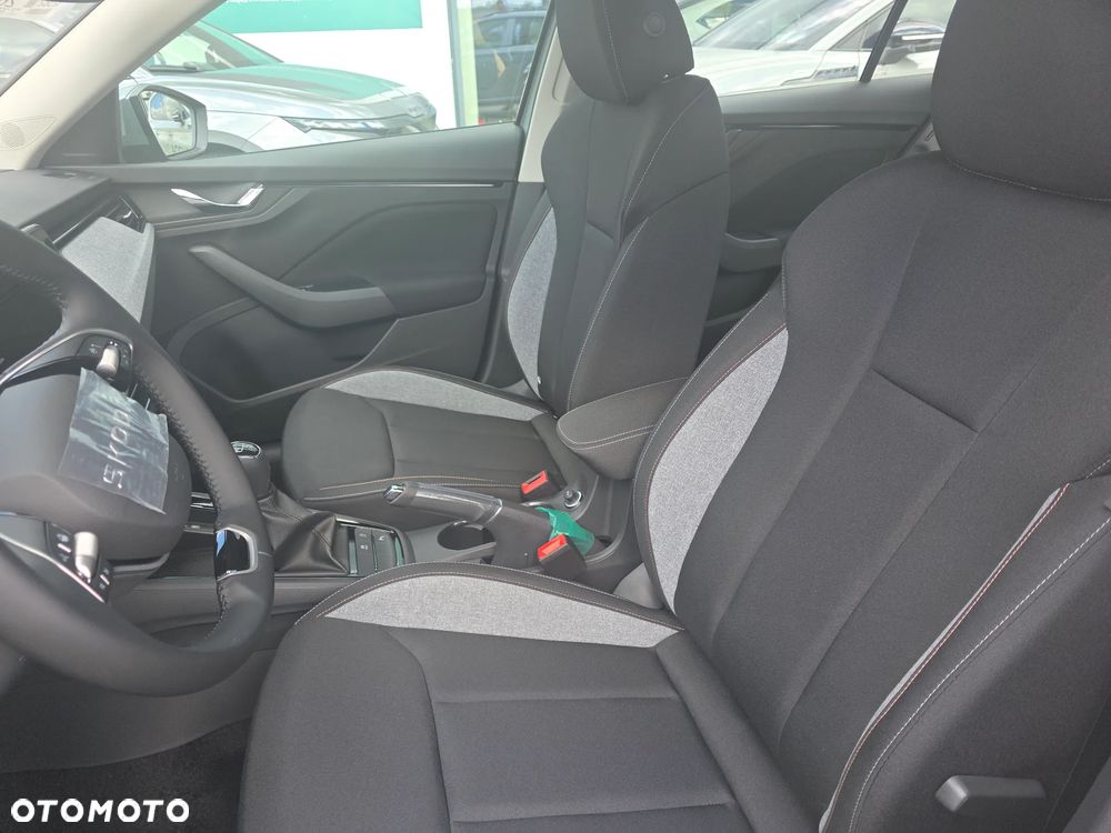 Skoda Kamiq 1.0 TSI Drive - 8