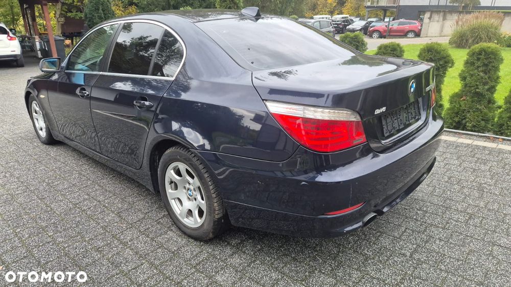 BMW Seria 5 520d - 5
