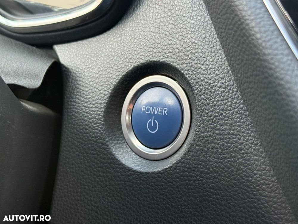 Toyota Corolla 1.8 HSD Dynamic - 37