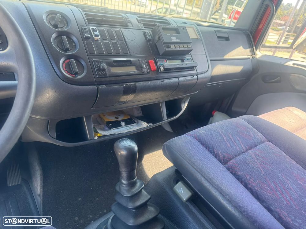 Mercedes Benz 815 L - 11