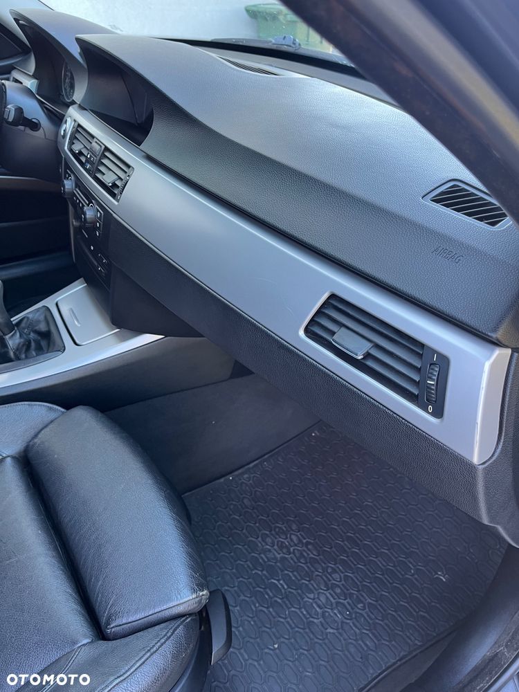 BMW Seria 3 - 16