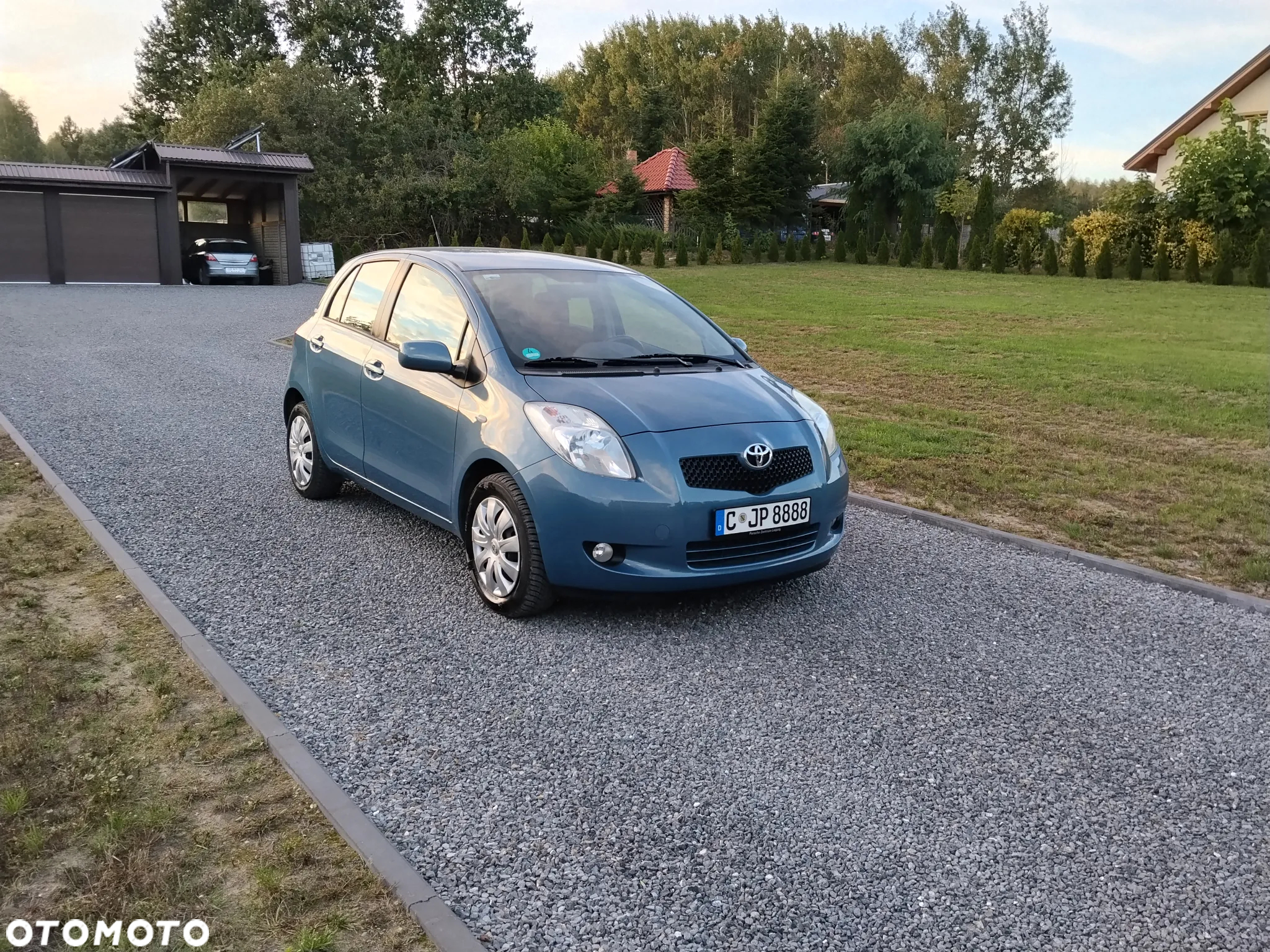 Toyota Yaris 1.3 VVT-i Sol - 9
