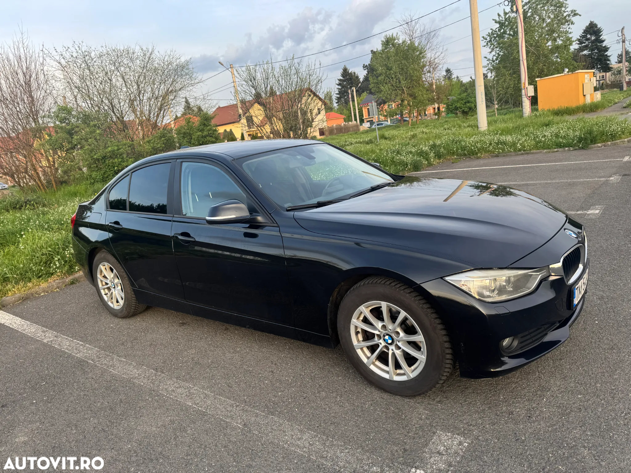 BMW Seria 3 318d - 3