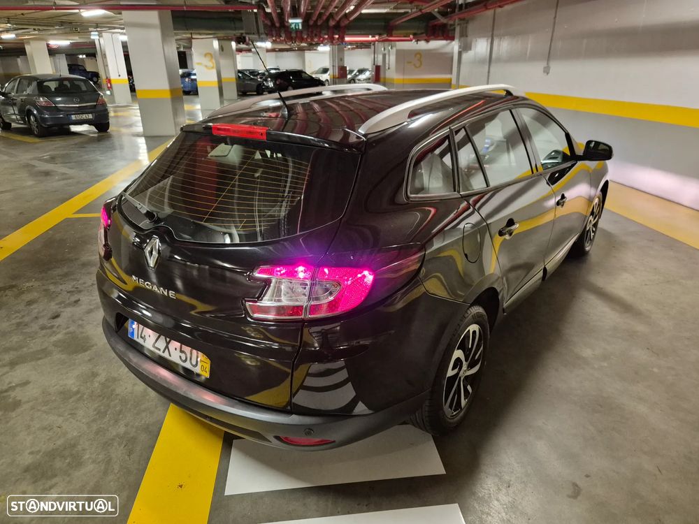 Renault Mégane Sport Tourer ENERGY dCi 110 LIMITED - 8