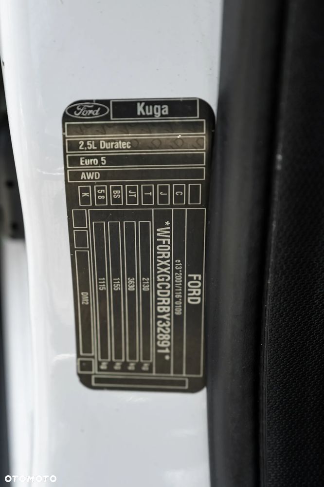 Ford Kuga 2.5 4x4 White Magic - 28