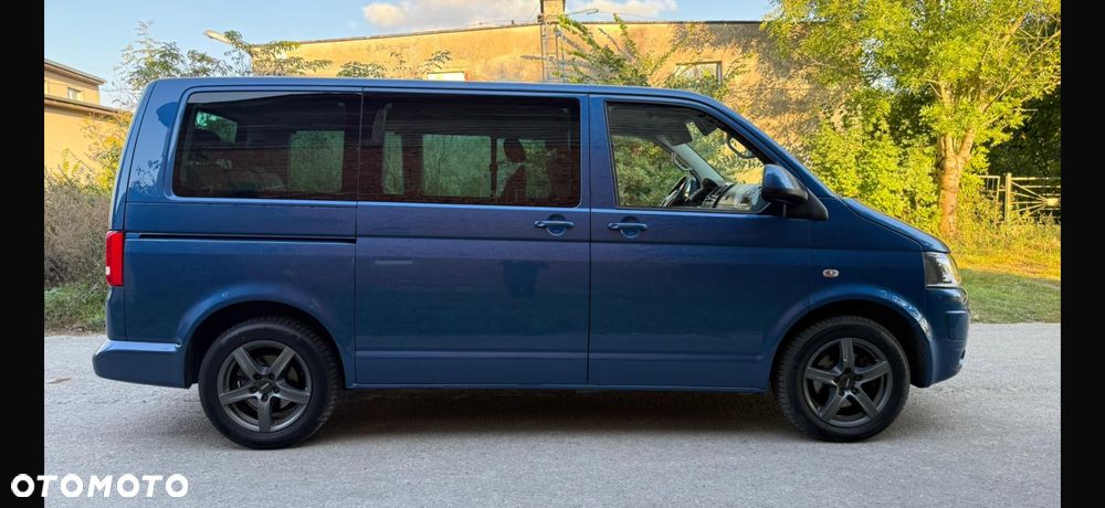 Volkswagen Multivan - 4