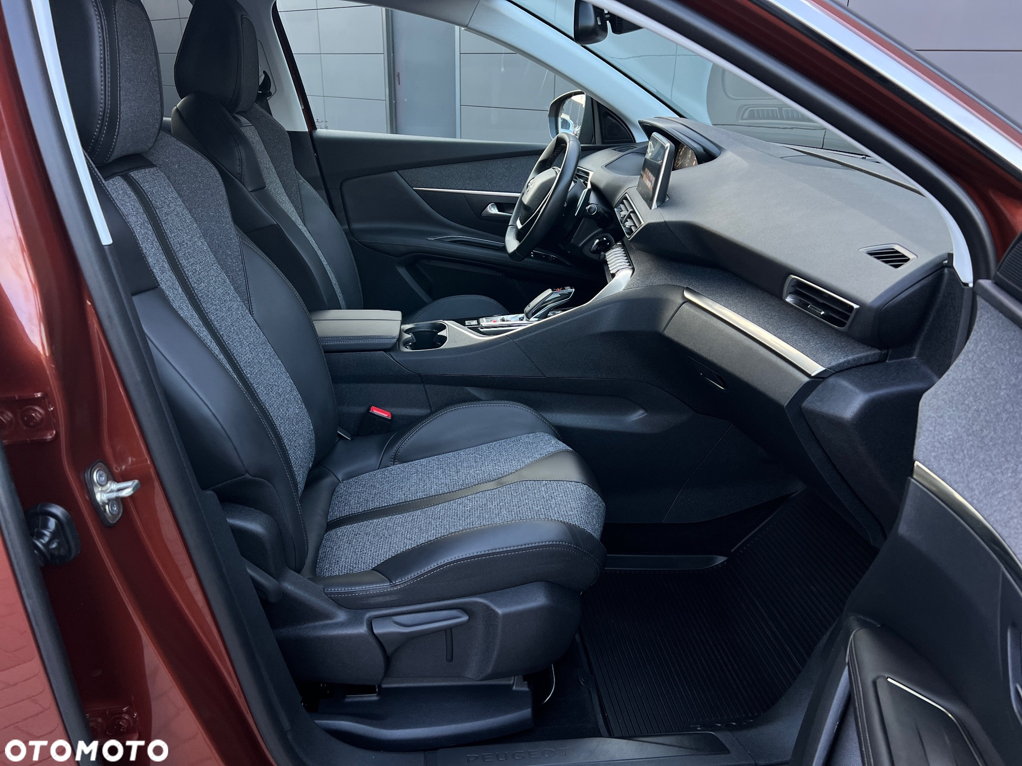 Peugeot 3008 BlueHDi 120 EAT6 Stop & Start Allure - 30