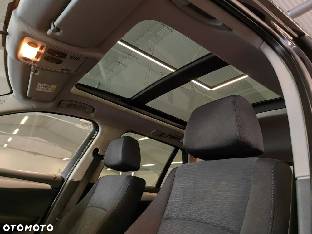 BMW X1 sDrive20d Sport Line - 10